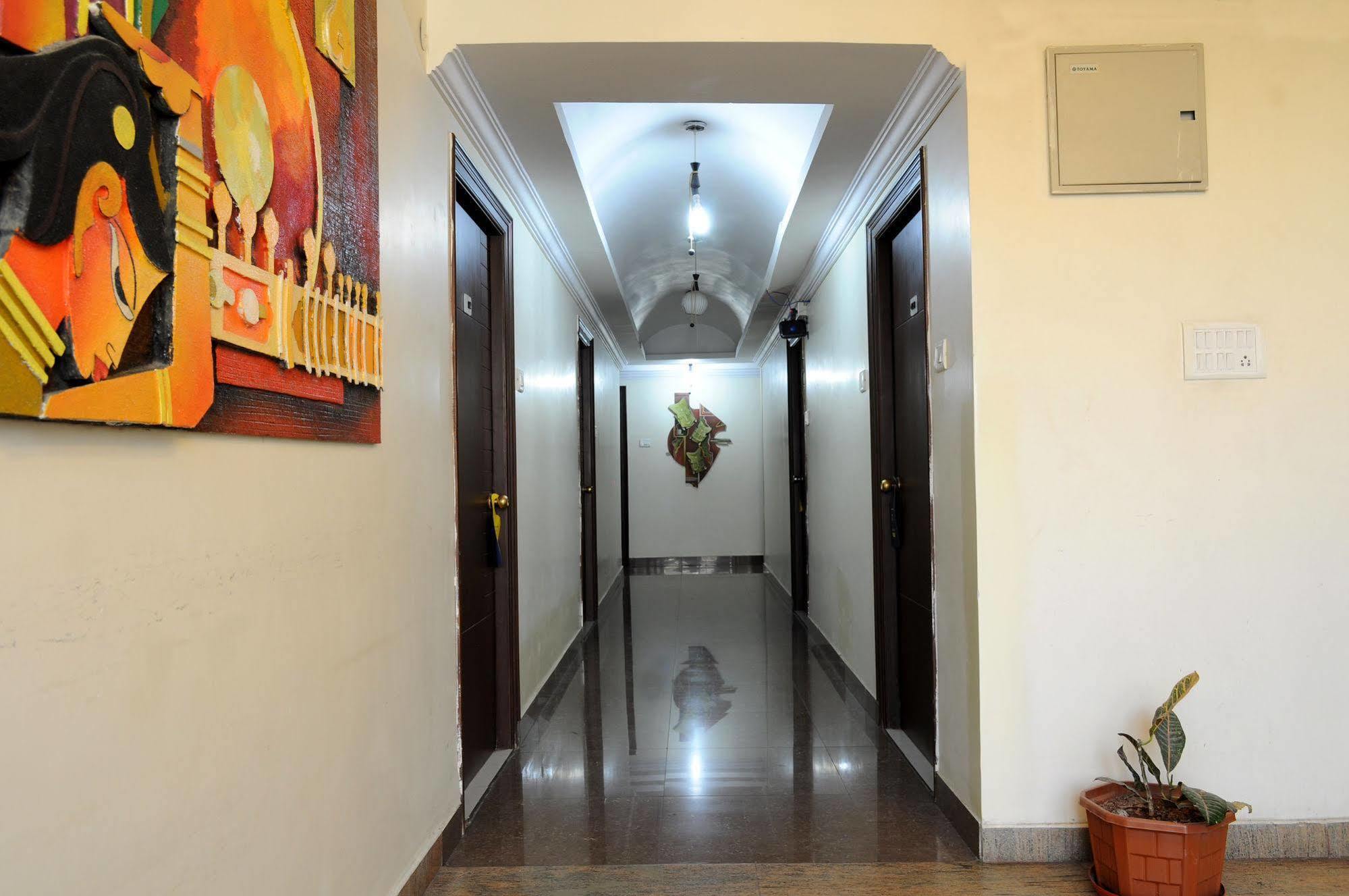 Oyo 17375 My Place Kondapur Hicc Hyderabad Exterior foto